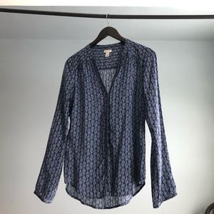 Hinge Collarless Button Down Blouse